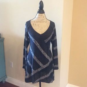 M.S.S.P Adorable medium weight tunic!